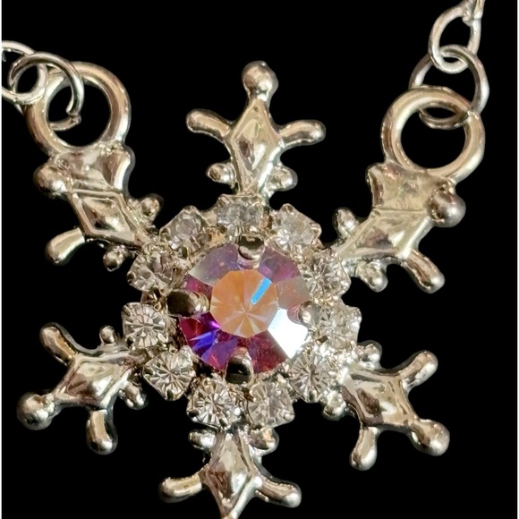 Snowflake Necklace with Swarovski Crystal AB stone - NWT - Picture 8 of 10